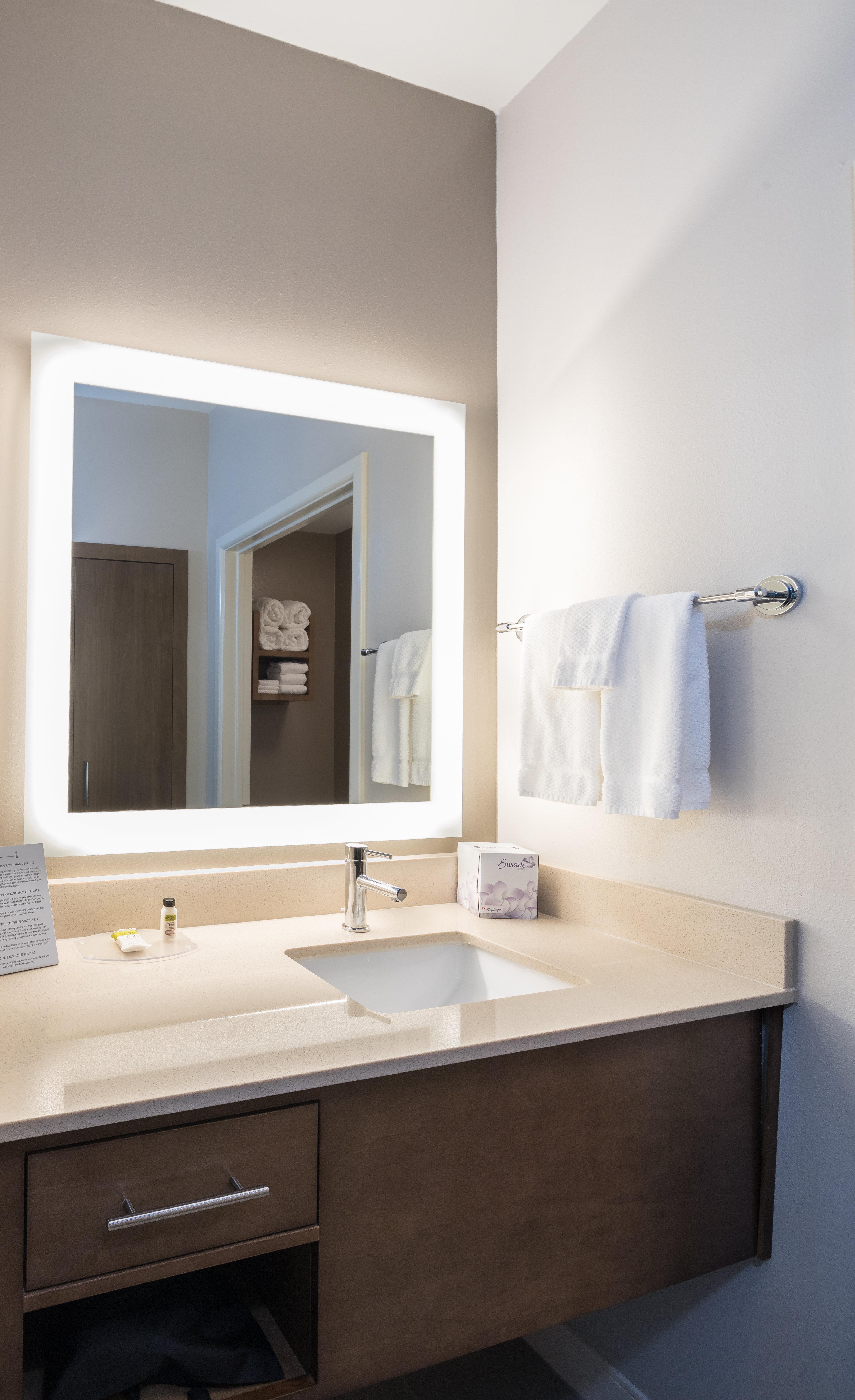 Staybridge Suites - Lake Jackson By Ihg Екстер'єр фото